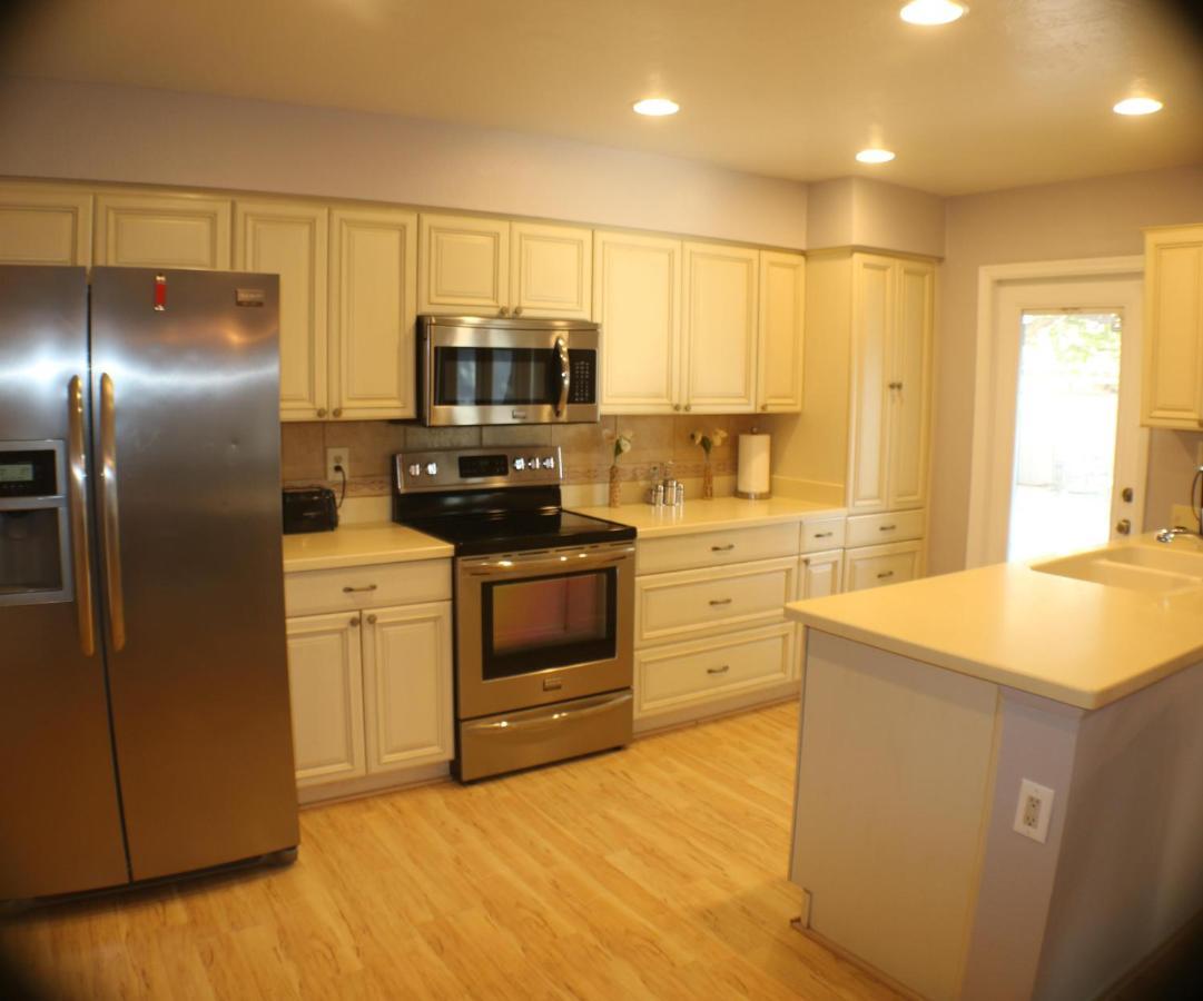 Villa Tempe Escape With Heated Pool, Billiards & Firepit Fun Exterior foto